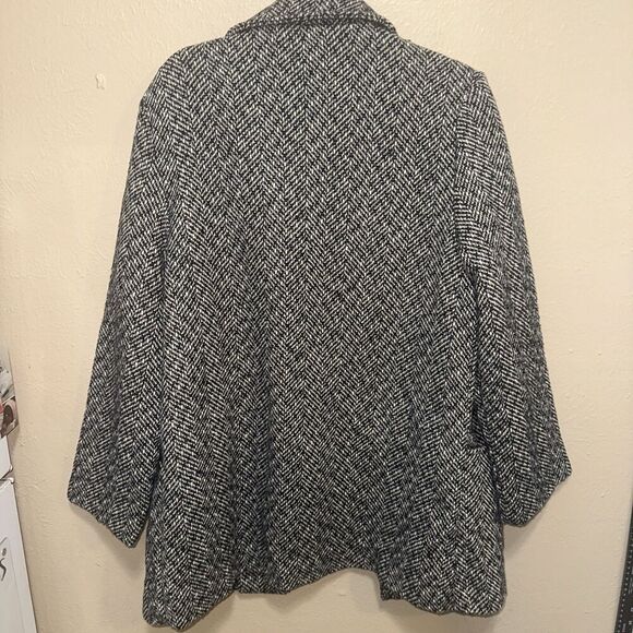 Leslie Fay Womens Medium Black White Herringbone Tweed Button Front Coat Jacket - Picture 5 of 9